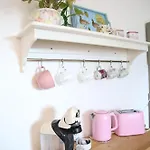 Camelias, De Charme Apartment *