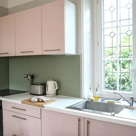 Camelias, De Charme *